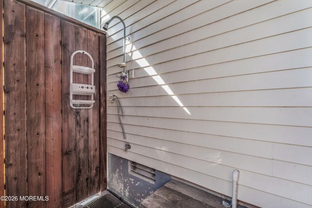 154 Bay Avenue, Mantoloking, NJ 08738