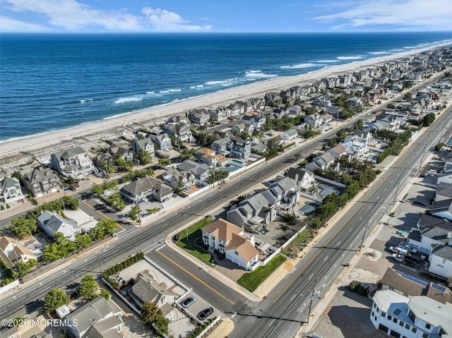 154 Bay Avenue, Mantoloking, NJ 08738