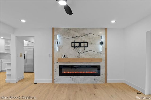 1111 N Old Woodward Avenue 23, Birmingham, MI 48009