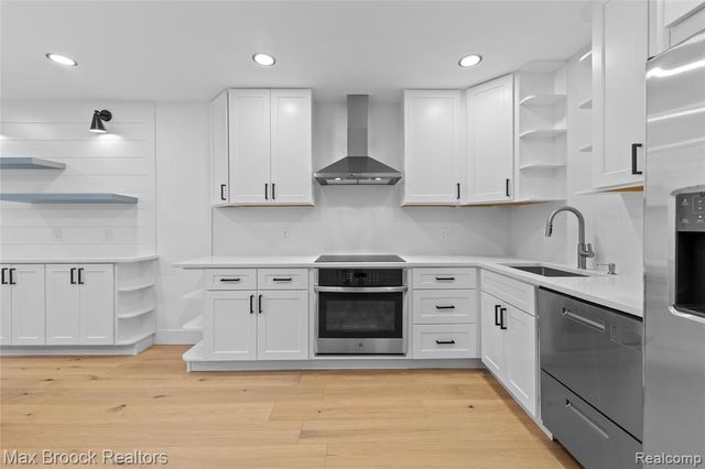 1111 N Old Woodward Avenue 23, Birmingham, MI 48009