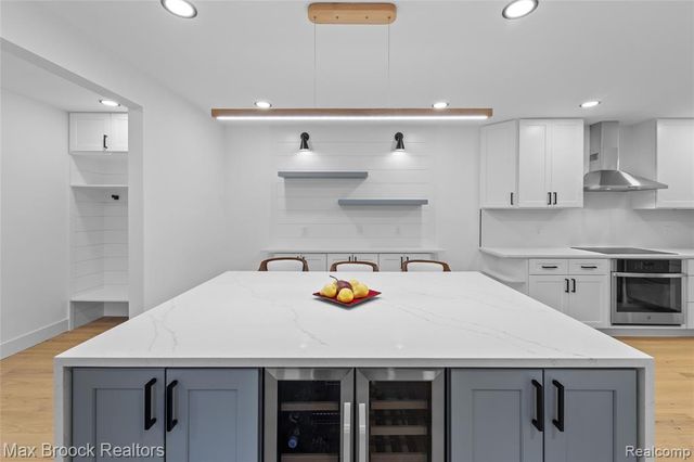 1111 N Old Woodward Avenue 23, Birmingham, MI 48009