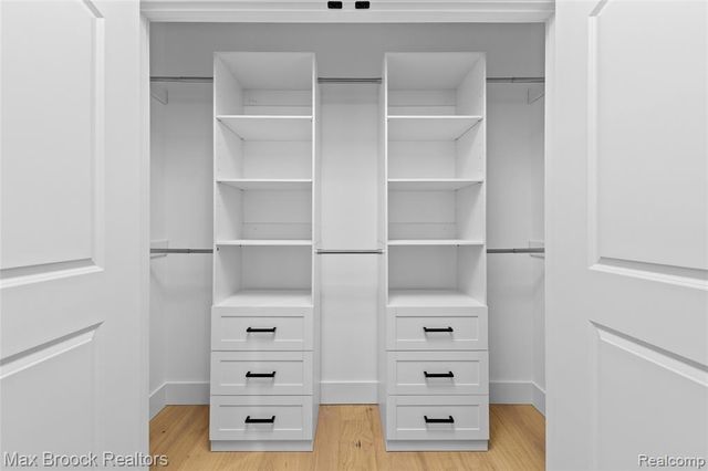 1111 N Old Woodward Avenue 23, Birmingham, MI 48009