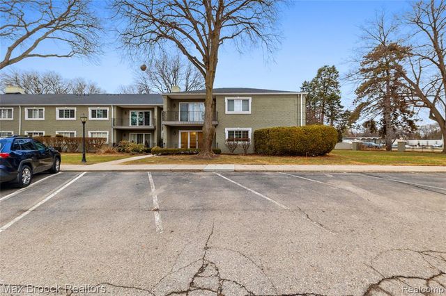 1111 N Old Woodward Avenue 23, Birmingham, MI 48009