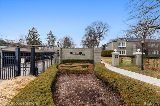 1111 N Old Woodward Avenue 23, Birmingham, MI 48009