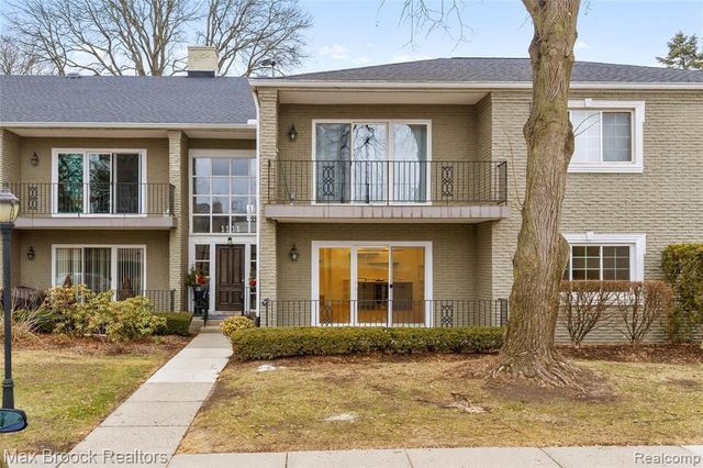 1111 N Old Woodward Avenue 23, Birmingham, MI 48009