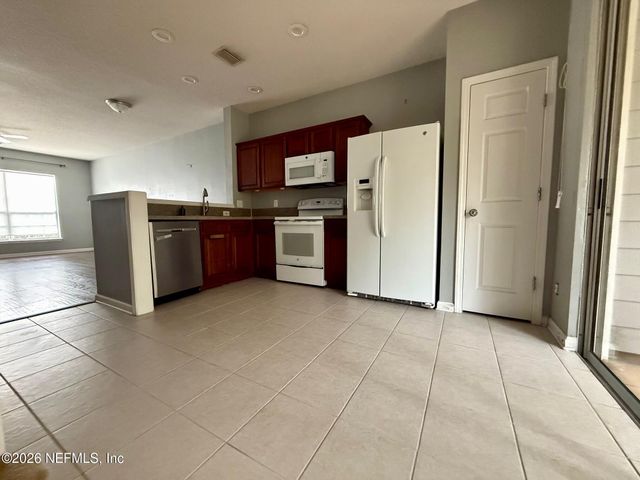 3585 PEBBLE PATH Lane, Jacksonville, FL 32224