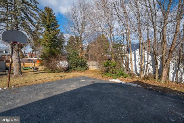 291 JACKSON AVE, Lansdowne, PA 19050