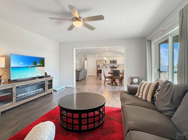 439 N Mitford Dr, Pueblo West, CO 81007