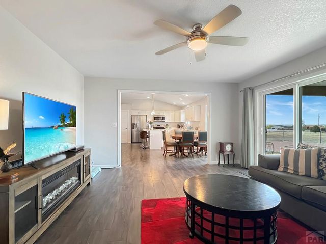 439 N Mitford Dr, Pueblo West, CO 81007