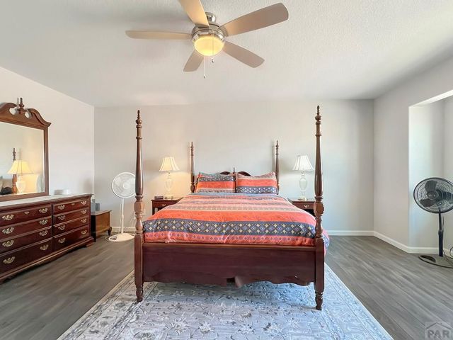 439 N Mitford Dr, Pueblo West, CO 81007