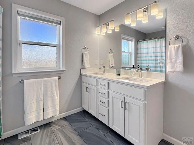 439 N Mitford Dr, Pueblo West, CO 81007