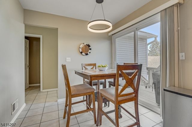 4 Currey Lane, West Orange Twp., NJ 07052