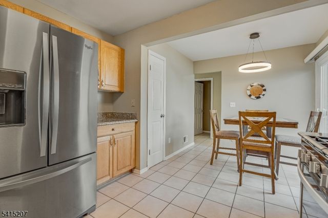 4 Currey Lane, West Orange Twp., NJ 07052