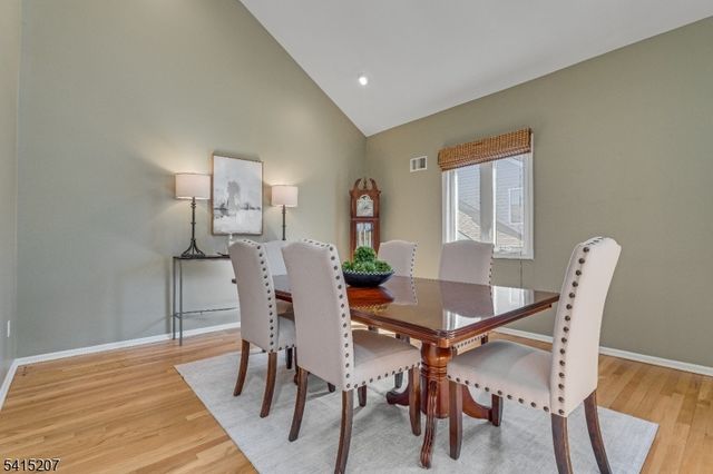 4 Currey Lane, West Orange Twp., NJ 07052