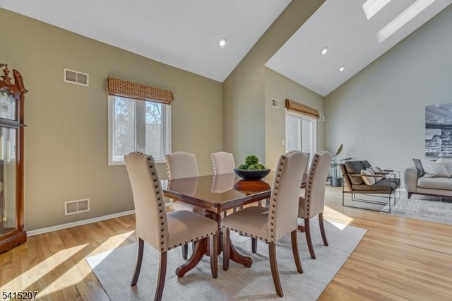 4 Currey Lane, West Orange Twp., NJ 07052