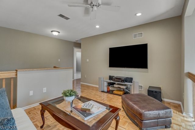 4 Currey Lane, West Orange Twp., NJ 07052