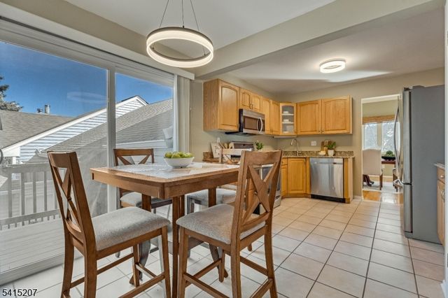 4 Currey Lane, West Orange Twp., NJ 07052