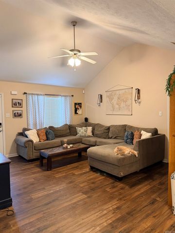 120 Pineview, Sherwood, AR 72120