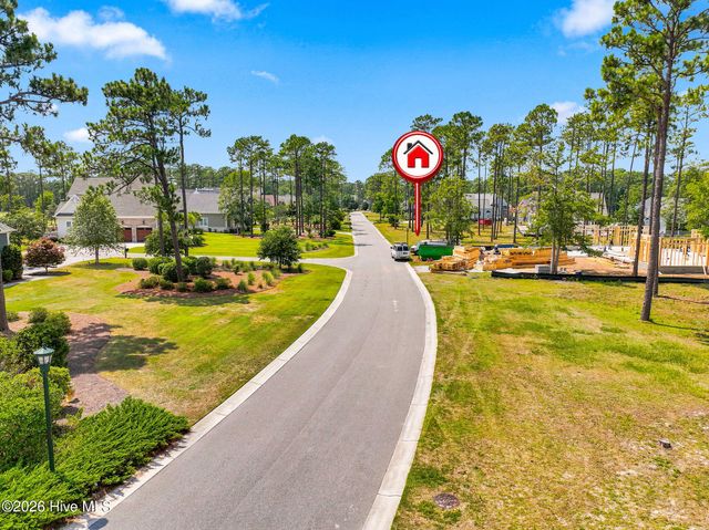 562 Barrington Place SW, Ocean Isle Beach, NC 28469
