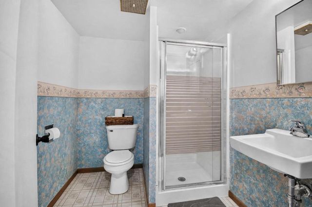 7911 32nd AVENUE, Kenosha, WI 53142