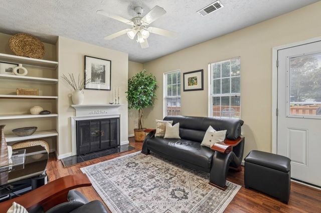 1079 Shadow Lake Drive, Lithonia, GA 30058