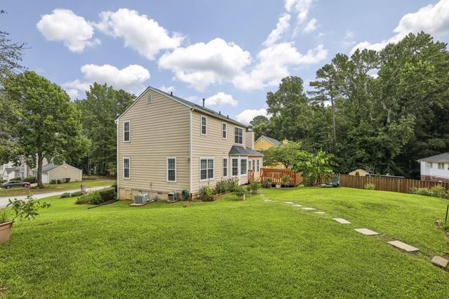 1079 Shadow Lake Drive, Lithonia, GA 30058