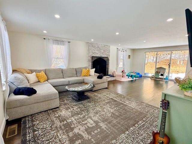 117 A P Newcomb Road, Brewster, MA 02631