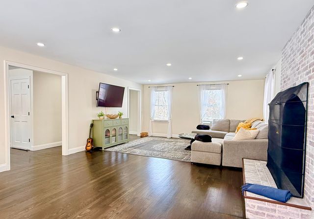 117 A P Newcomb Road, Brewster, MA 02631