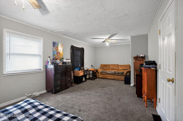 1820 Montclair Dr, Mt Sterling, KY 40353