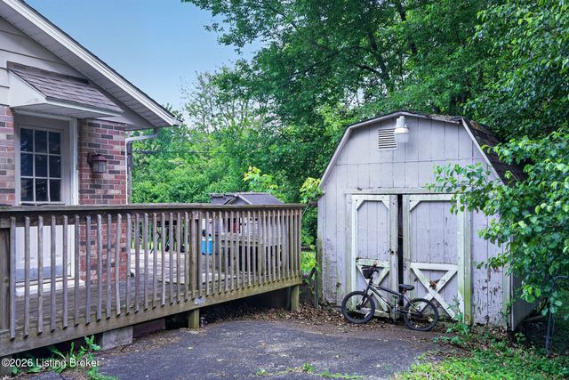 1820 Montclair Dr, Mt Sterling, KY 40353