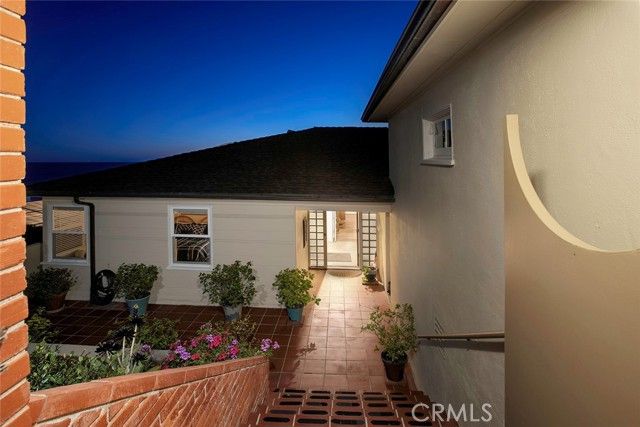 20 Lagunita Drive, Laguna Beach, CA 92651