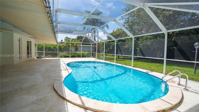 15340 SW 85th Avenue, Palmetto Bay, FL 33157