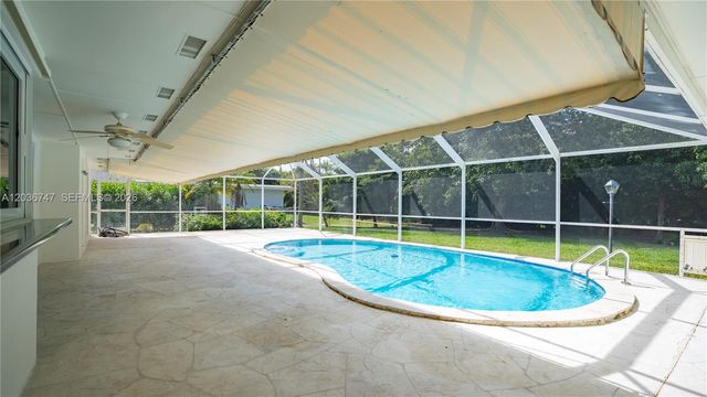 15340 SW 85th Avenue, Palmetto Bay, FL 33157