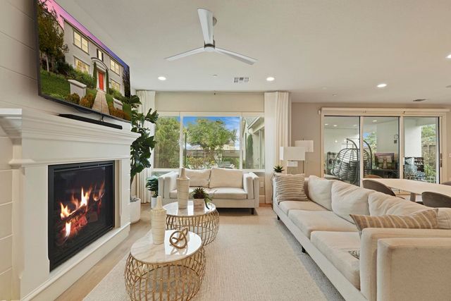 2885 Ellis Town Dr, Tracy, CA 95377