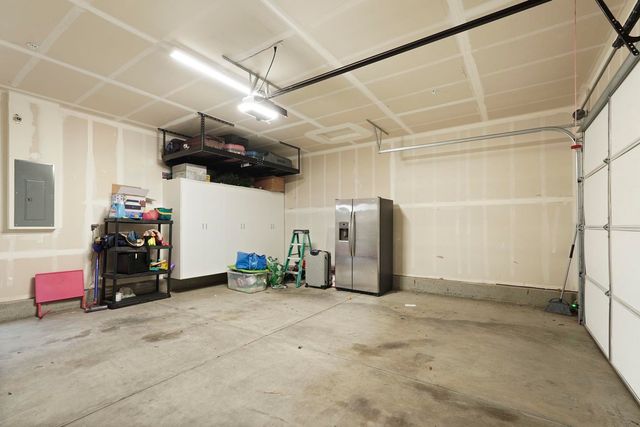 2885 Ellis Town Dr, Tracy, CA 95377