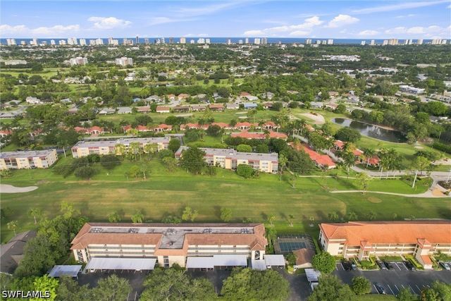 1087 Forest Lakes DR 302, Naples, FL 34105