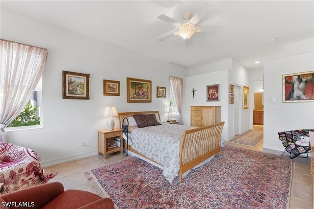 6168 Dogleg DR, Naples, FL 34113