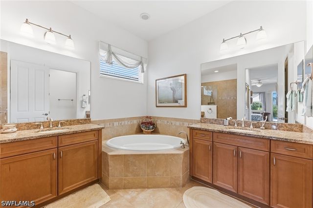 6168 Dogleg DR, Naples, FL 34113