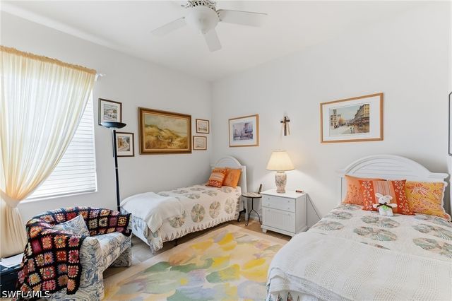 6168 Dogleg DR, Naples, FL 34113