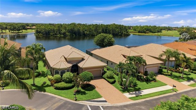 6168 Dogleg DR, Naples, FL 34113