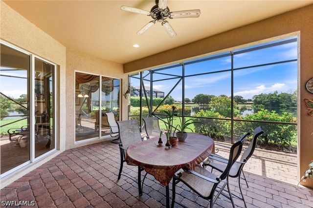 6168 Dogleg DR, Naples, FL 34113