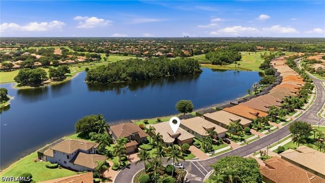 6168 Dogleg DR, Naples, FL 34113