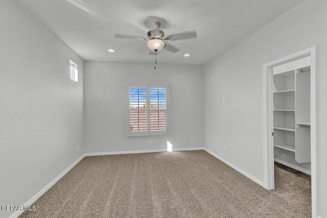 925 Raegil Street, El Paso, TX 79928