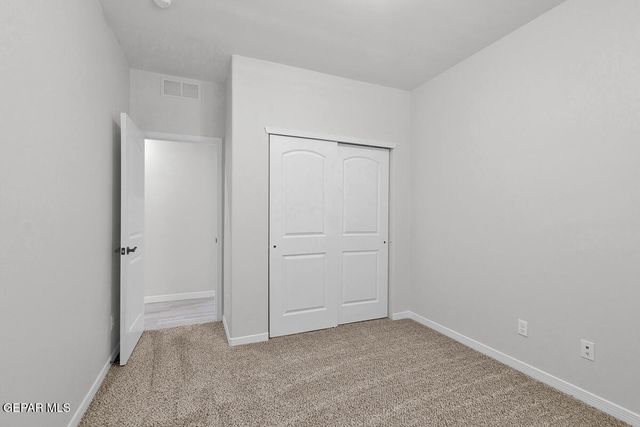 925 Raegil Street, El Paso, TX 79928