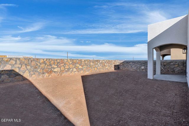 925 Raegil Street, El Paso, TX 79928