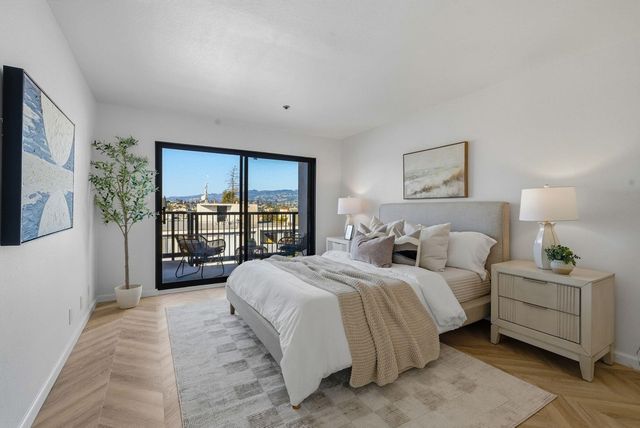 322 Hanover Ave 513, Oakland, CA 94606