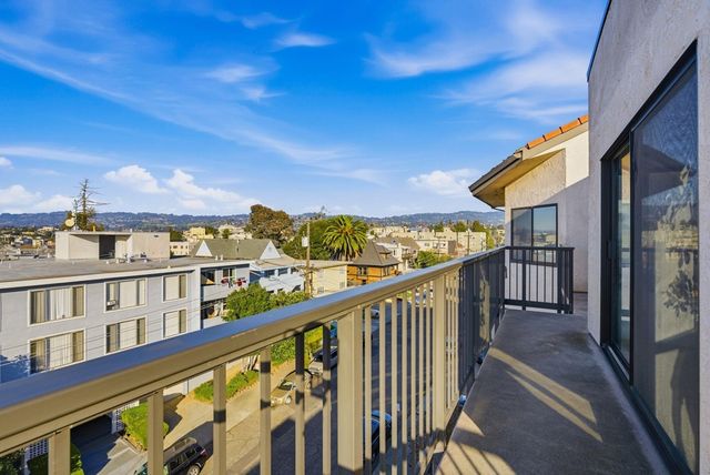 322 Hanover Ave 513, Oakland, CA 94606