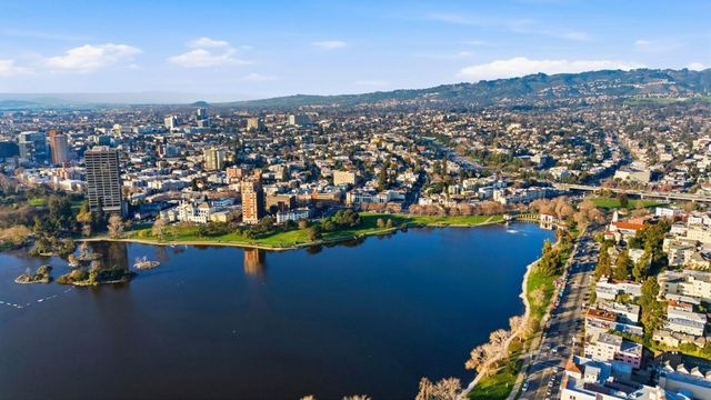 322 Hanover Ave 513, Oakland, CA 94606