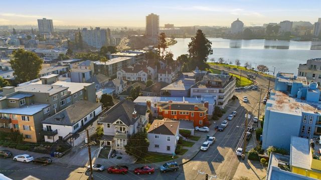 322 Hanover Ave 513, Oakland, CA 94606