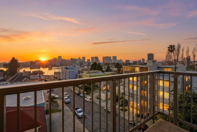 322 Hanover Ave 513, Oakland, CA 94606